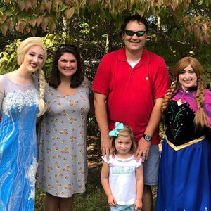 Meet your Posher, Anna